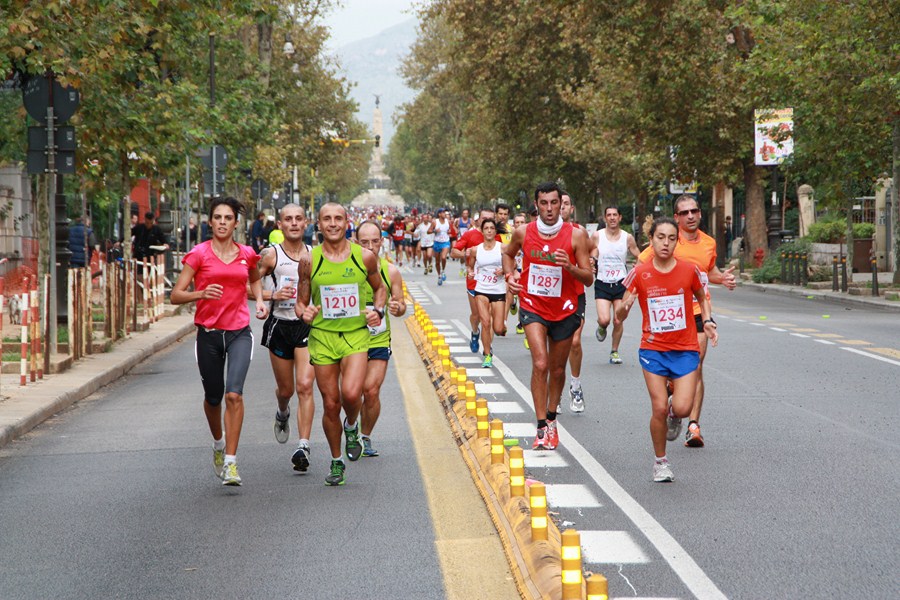 maratona di Palermo città chisa al traffico mezza maratona