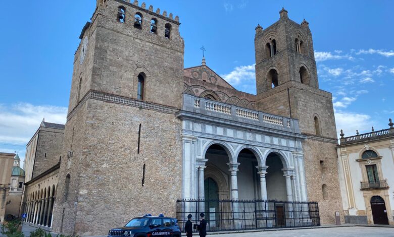 carabinieri cattedrale monreale