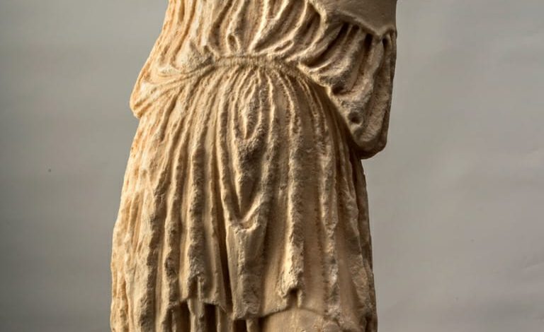 Dal Museo dell’Acropoli arriva la statua di Atena del V secolo a.C.