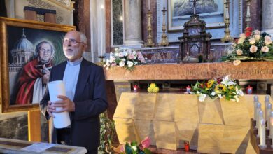 Don Sergio Mercanzin onorato al VII Convegno del Parlamento della Legalità: Un Ponte tra Vaticano e Giustizia Civile
