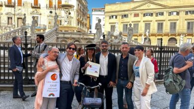 Sit-In a Palermo: Il Comitato "Esistono i Diritti Transpartito" Lancia un Appello per la Trascrizione dei Figli delle Famiglie Omogenitoriali
