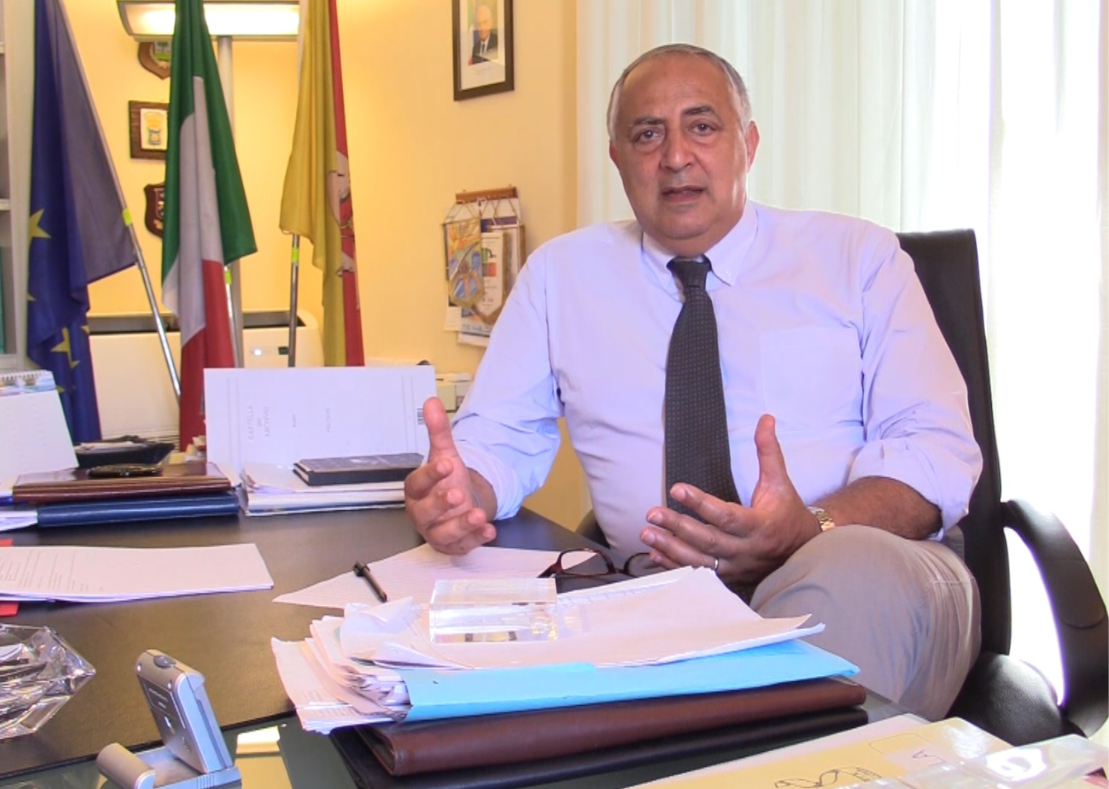 "La Classe non è Acqua": con il titolo di "Professore Emerito", l'Università di Palermo celebra l'eccezionale contributo del suo ex Rettore e attuale Sindaco, Roberto Lagalla, nel mondo accademico e civico